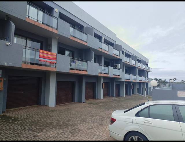 2 BEDROOM PROPERTY TO RENT IN MANABA BEACH